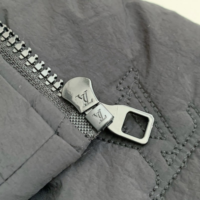 L0*is V*t0n Hooded jacket