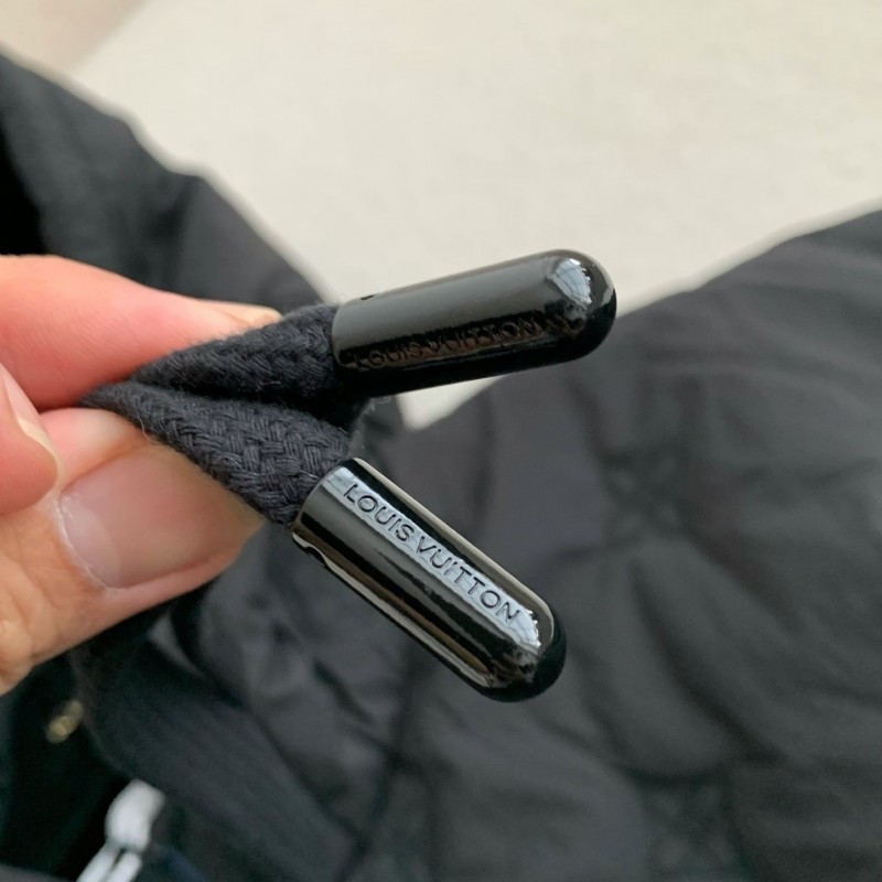 L0*is V*t0n Hooded jacket