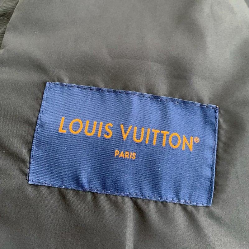 L0*is V*t0n  Jackets