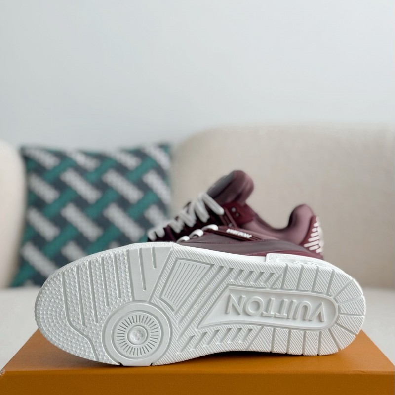 L0*is V*t0n TRAINER SNEAKERS