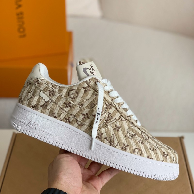 L0*is V*t0n × NIKE AIR FORCE 1 SNEAKER