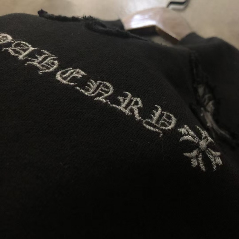 Ch**me He**ts 24ss patch embroidered round neck sweatshirt