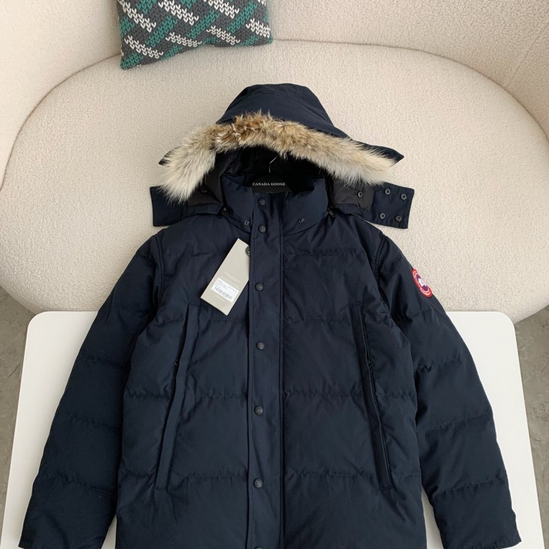 Can*a Go*e parka down jacket