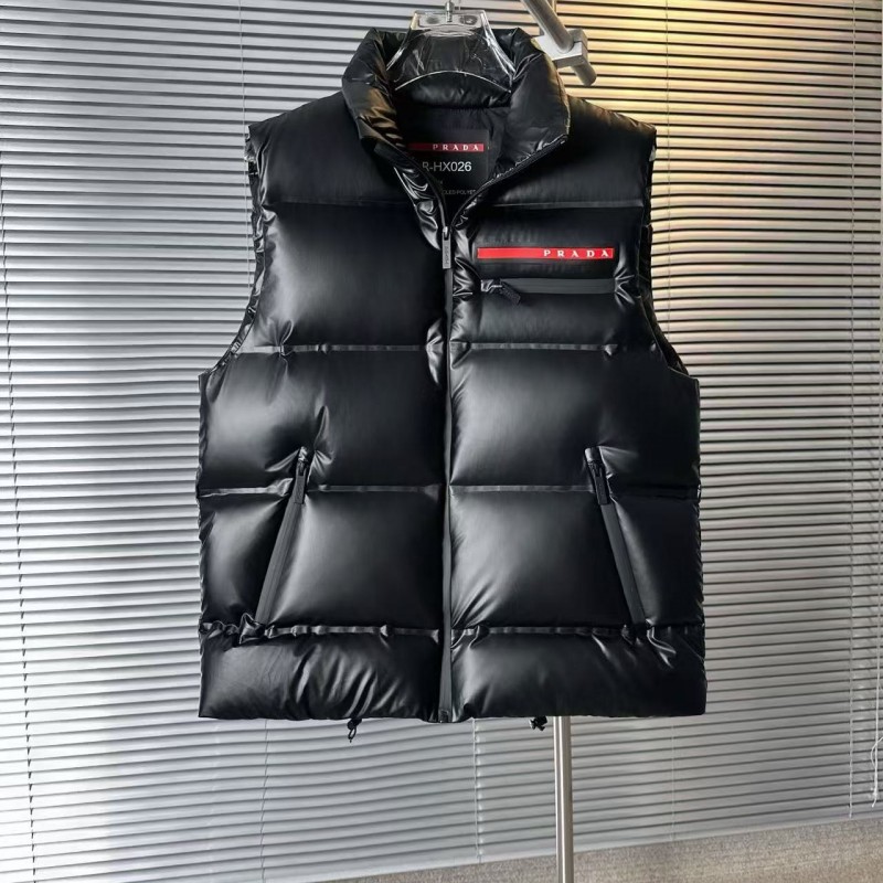 Pra*a classic red label new down vest