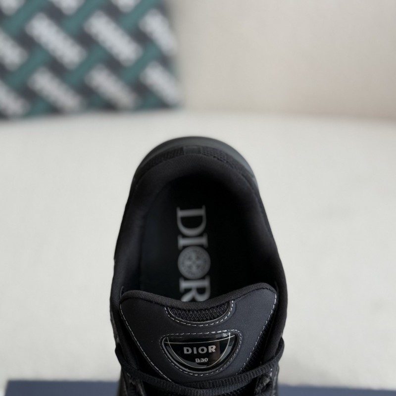 D*0r B30 New Sneaker