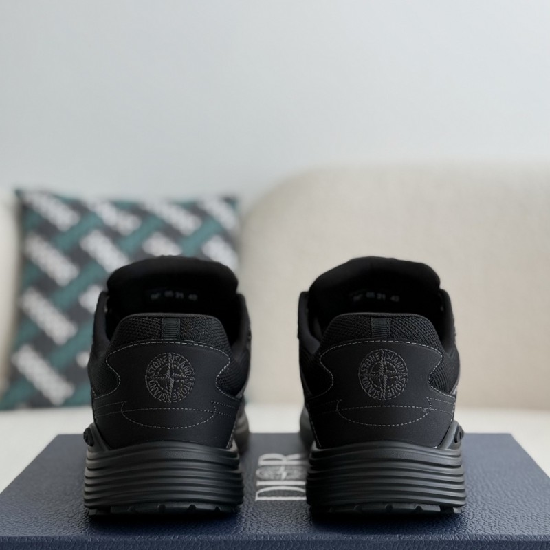 D*0r B30 New Sneaker