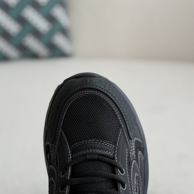 D*0r B30 New Sneaker