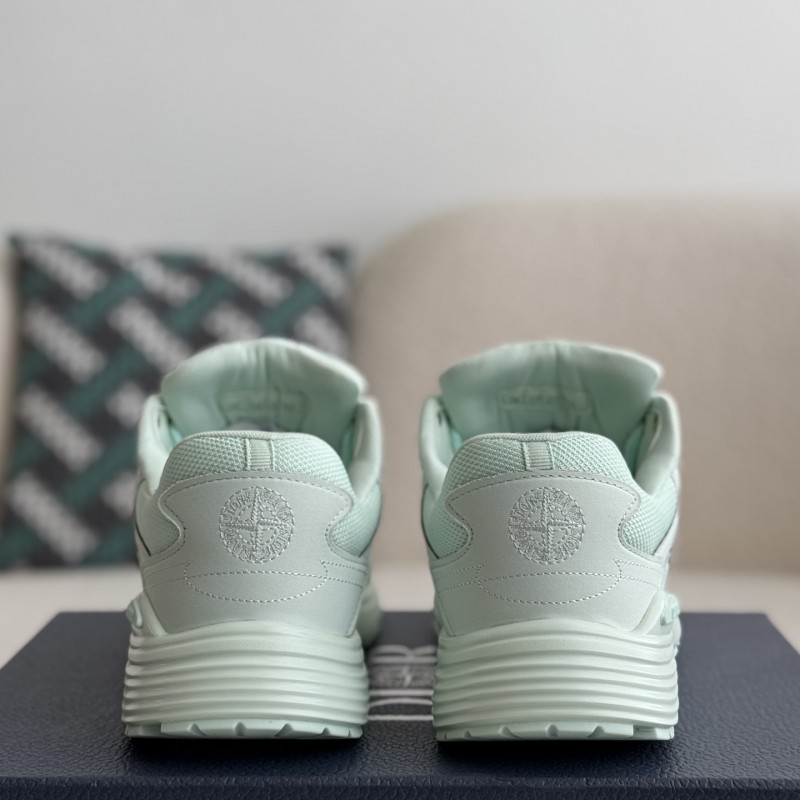 D*0r B30 New Sneaker