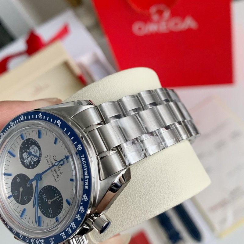 Om**a Snoopy Award 50m Waterproof Watch, 42mm