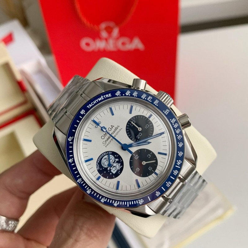 Om**a Snoopy Award 50m Waterproof Watch, 42mm