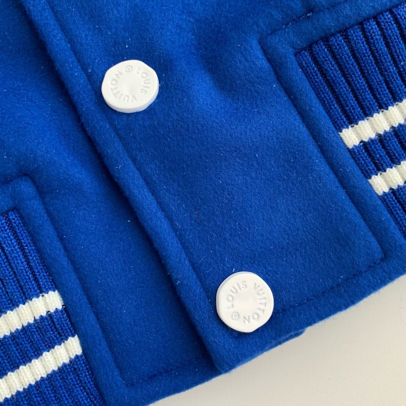 L0*is V*t0n  Jackets