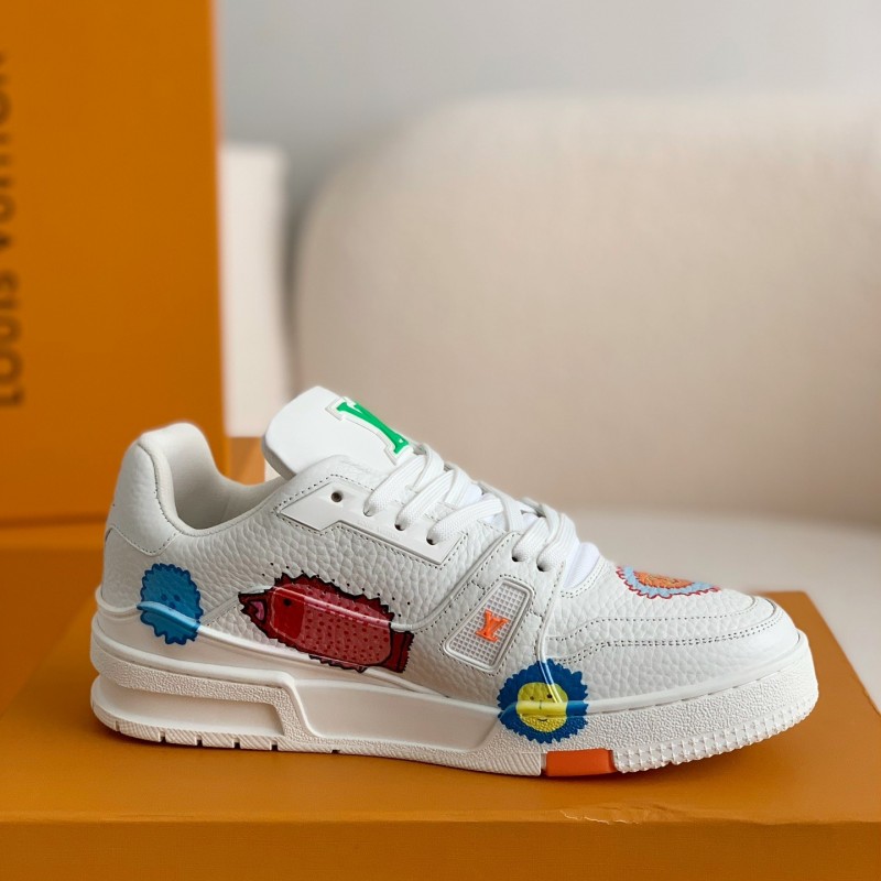 L0*is V*t0n TRAINER Sneakers