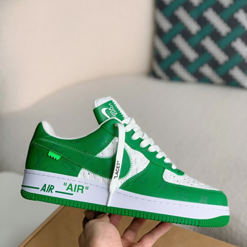 L0*is V*t0n × NIKE AIR FORCE 1 Sneaker