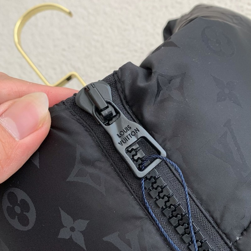 L0*is V*t0n LOGO Down Jacket