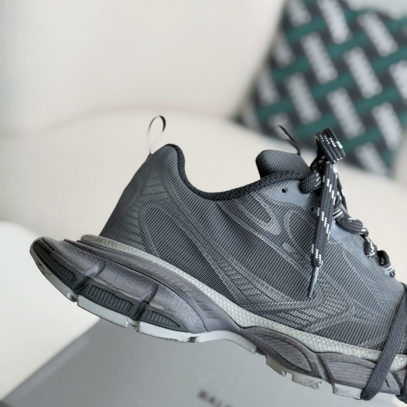 Ba*len*cia*ga Runner Sneakers