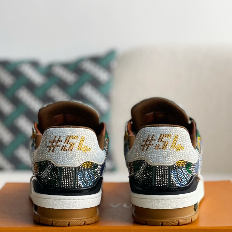 L0*is V*t0n TRAINER Sneakers