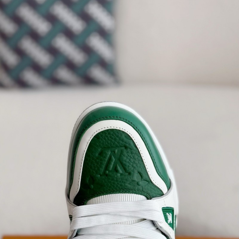 L0*is V*t0n TRAINER SNEAKERS