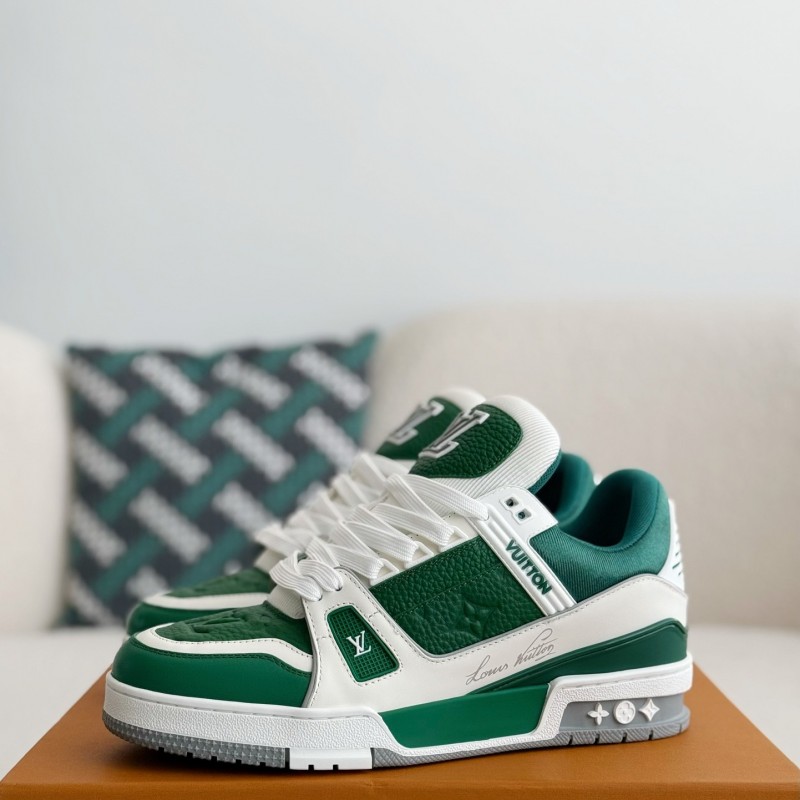 L0*is V*t0n TRAINER SNEAKERS