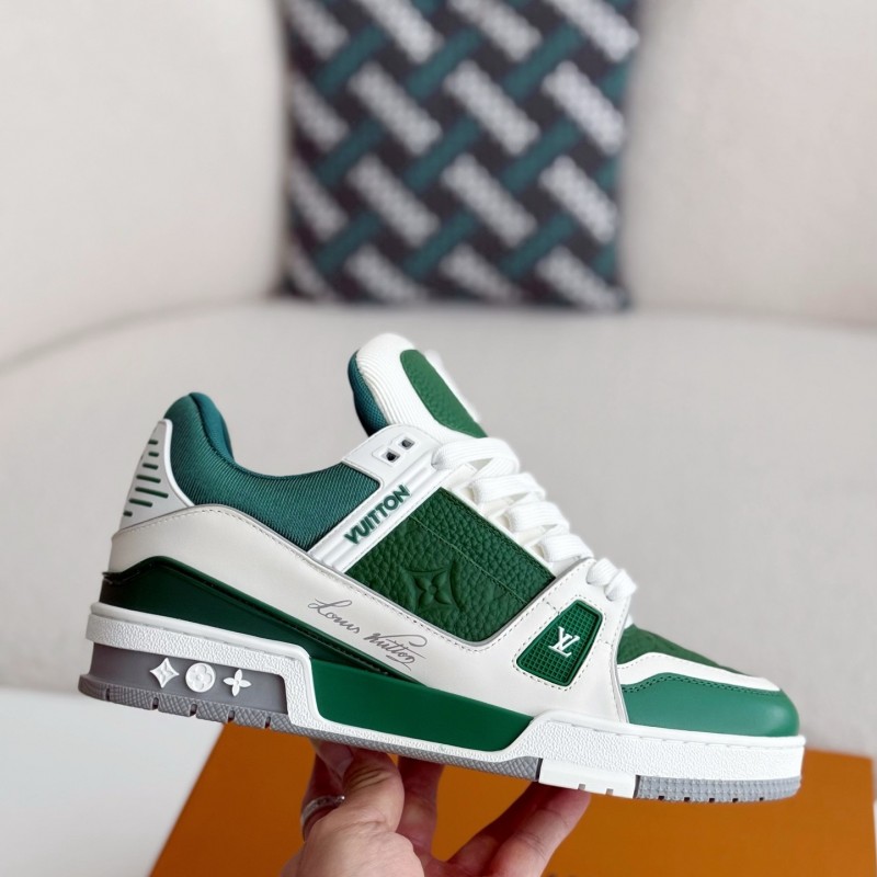 L0*is V*t0n TRAINER SNEAKERS