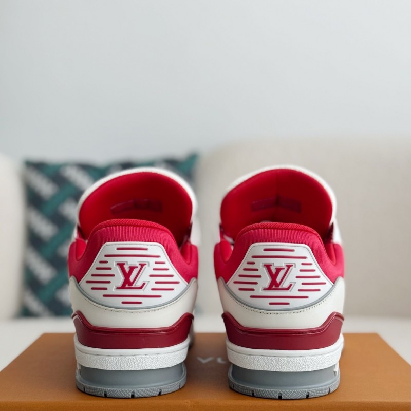 L0*is V*t0n TRAINER SNEAKERS