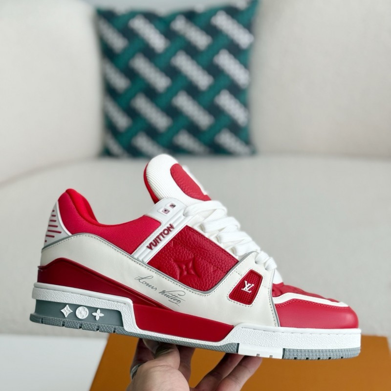 L0*is V*t0n TRAINER SNEAKERS