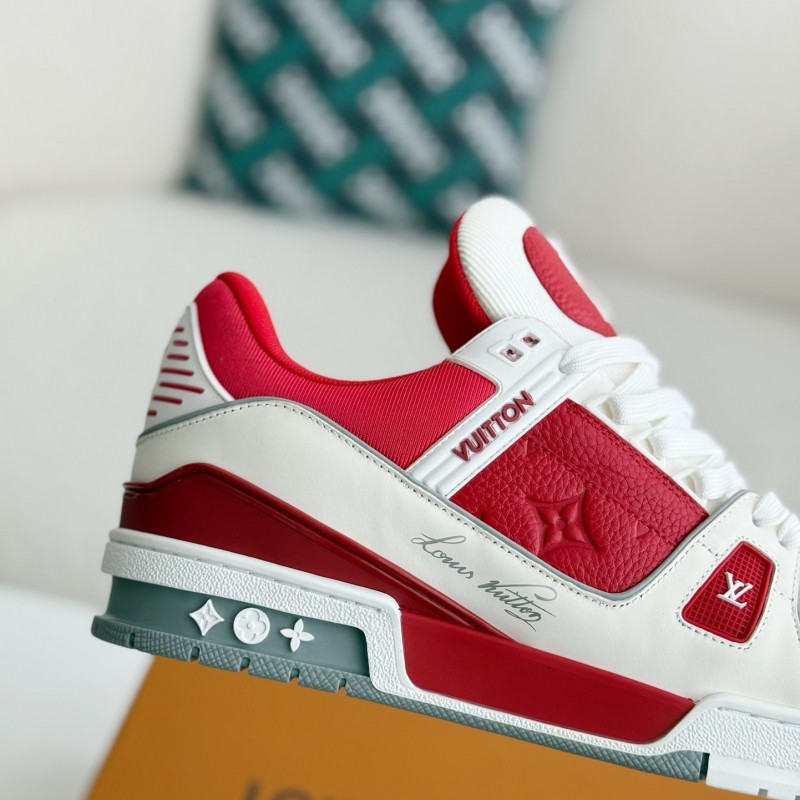 L0*is V*t0n TRAINER SNEAKERS