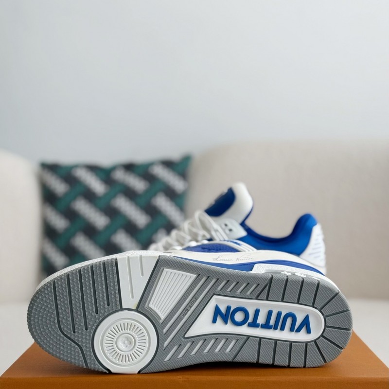 L0*is V*t0n TRAINER SNEAKERS