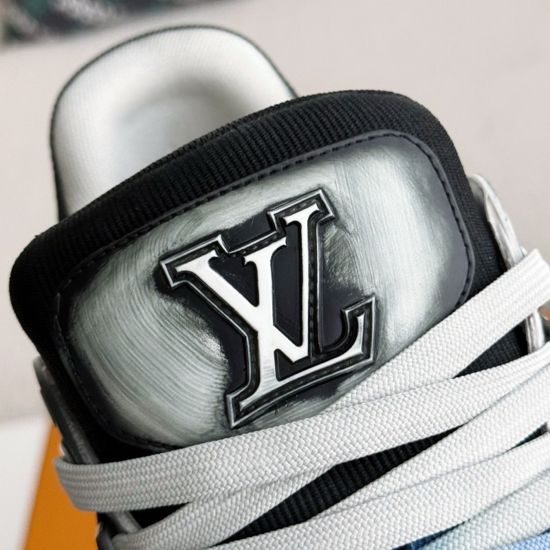 L0*is V*t0n TRAINER SNEAKERS