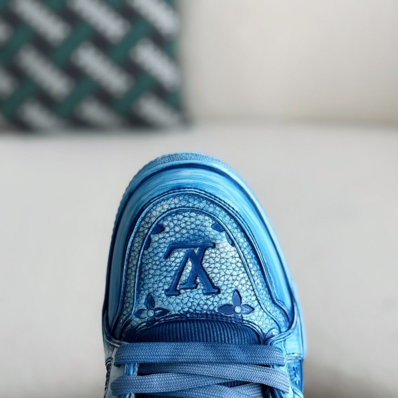 L0*is V*t0n TRAINER SNEAKERS