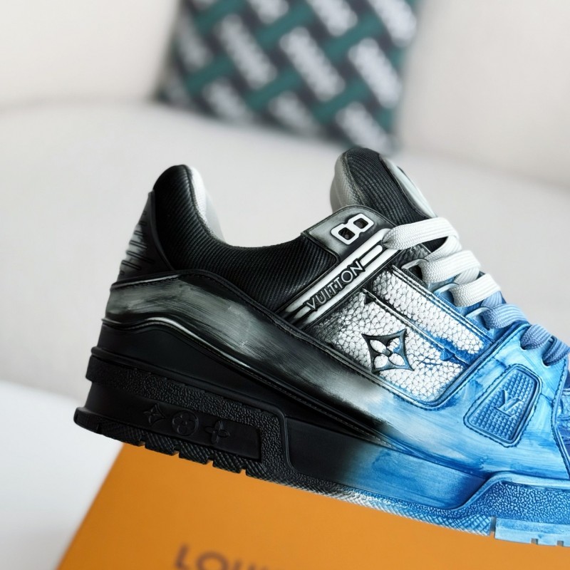 L0*is V*t0n TRAINER SNEAKERS