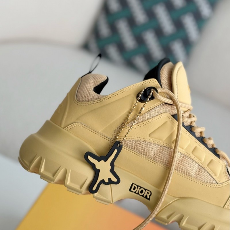 D*0r AND LEWIS HAMIL TON SNEAKER