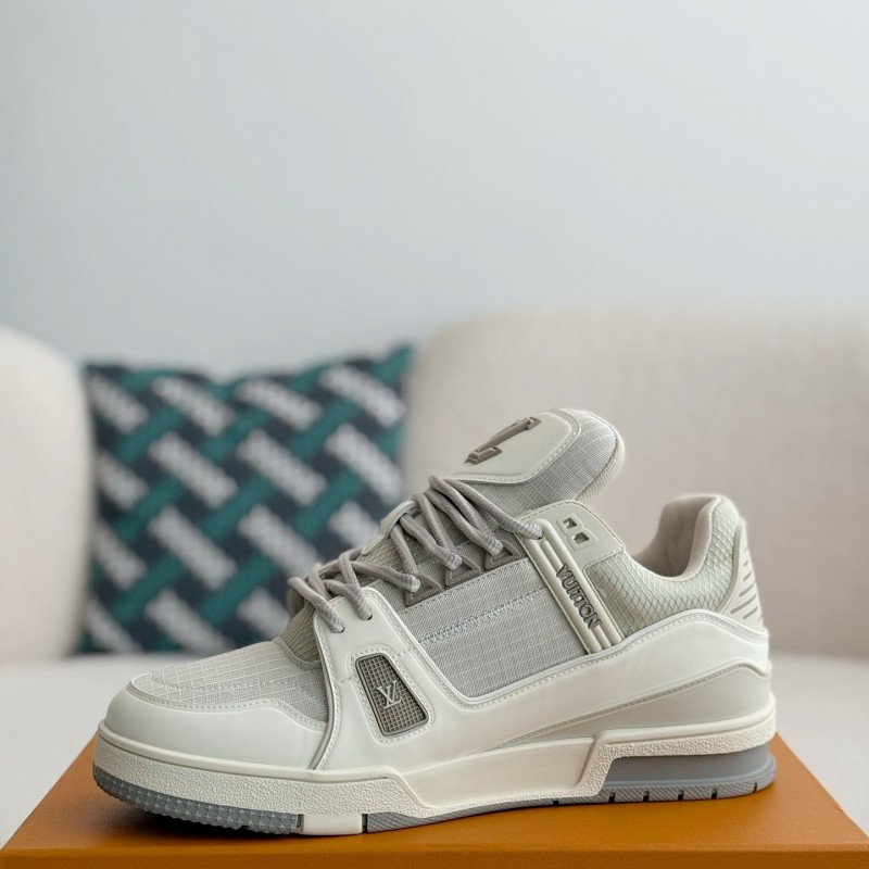 L0*is V*t0n TRAINER SNEAKERS