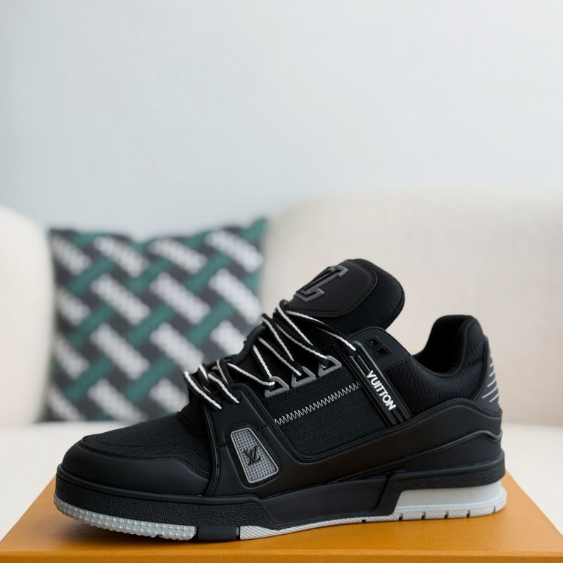 L0*is V*t0n TRAINER SNEAKERS