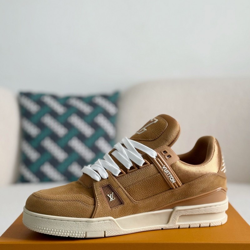 L0*is V*t0n TRAINER SNEAKERS