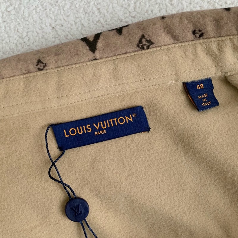 L0*is V*t0n  Jackets