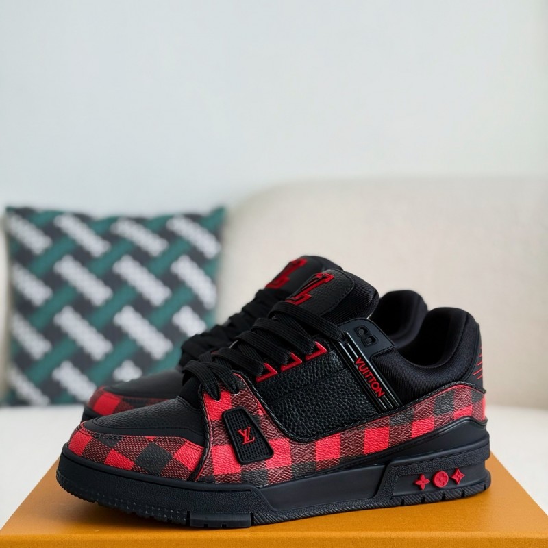 L0*is V*t0n TRAINER SNEAKERS