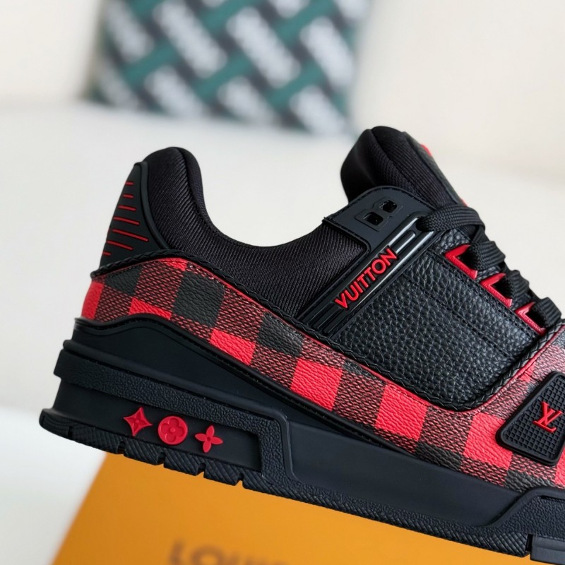 L0*is V*t0n TRAINER SNEAKERS