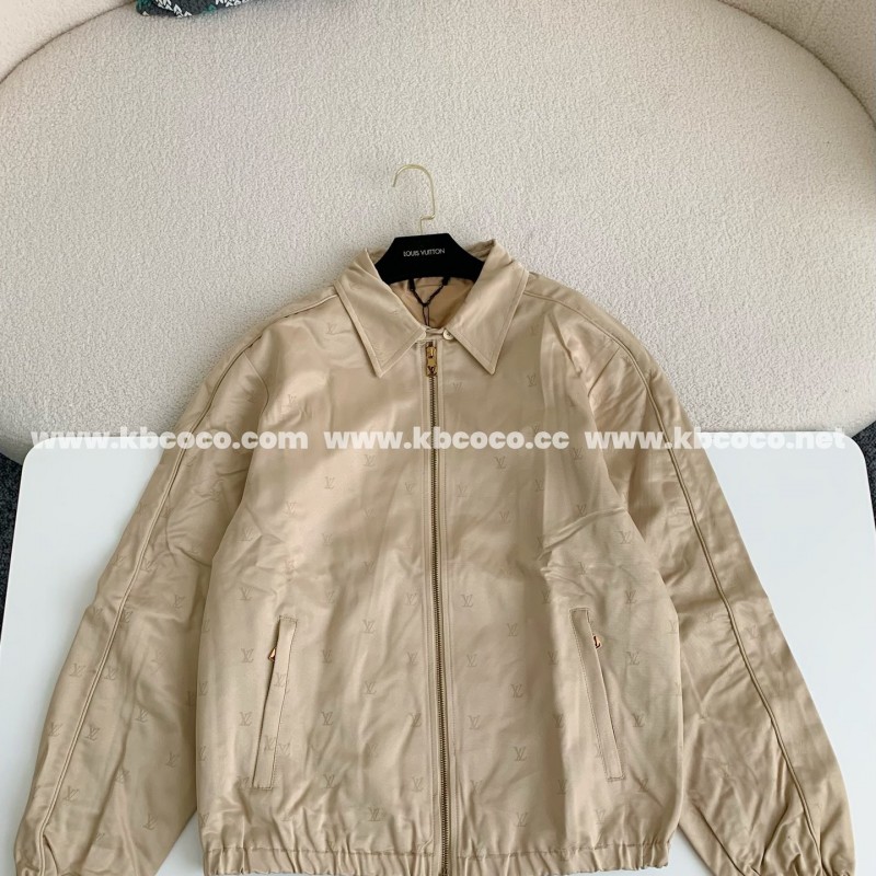 L0*is V*t0n  Jackets