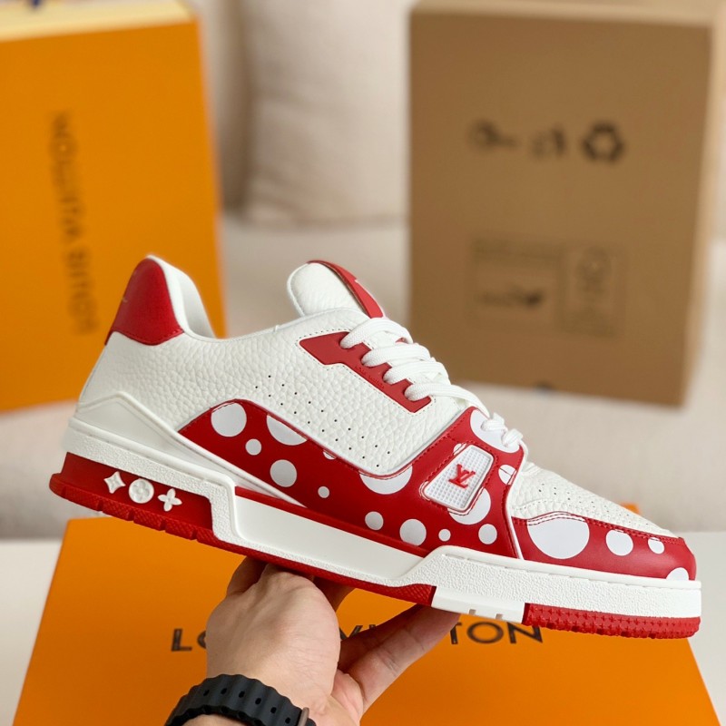 L0*is V*t0n TRAINER SNEAKERS