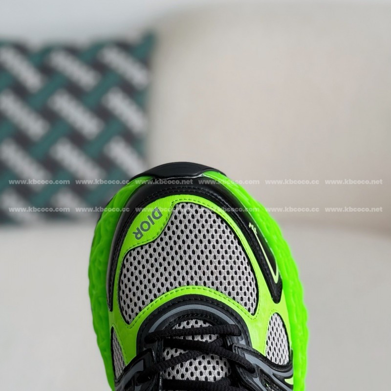 D*0r B35 Sports shoes