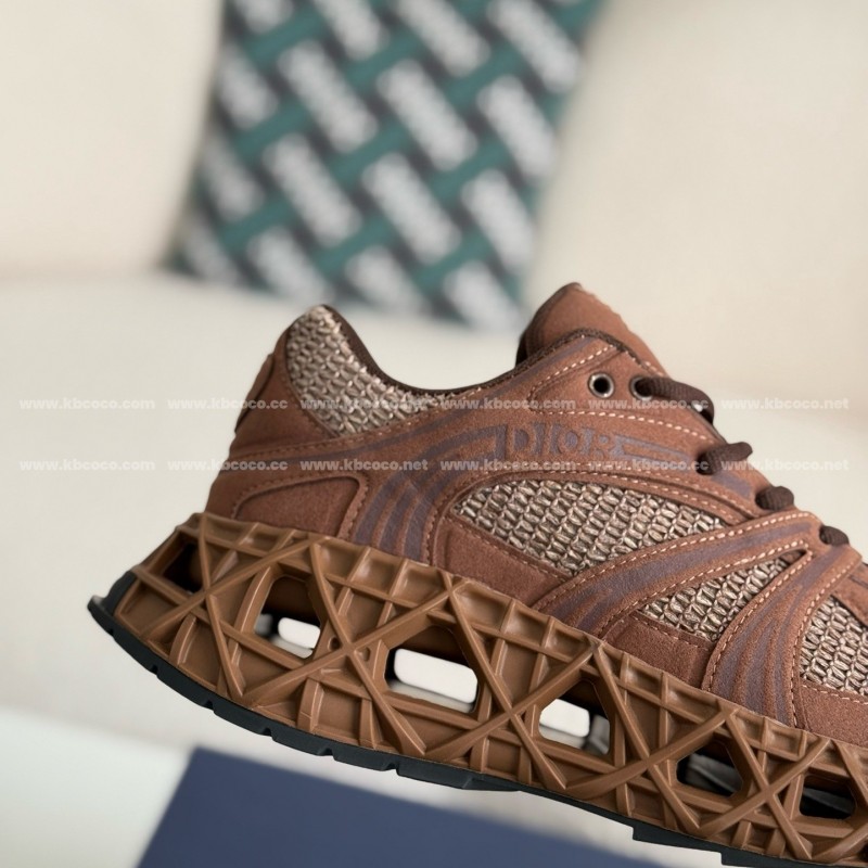 D*0r B35 Sports shoes