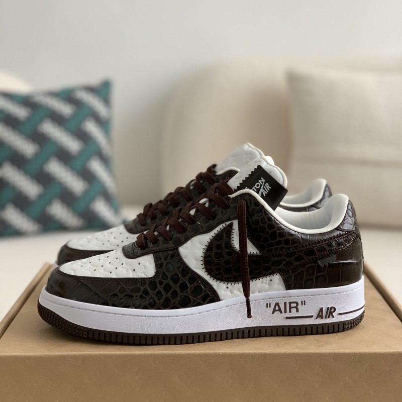 L0*is V*t0n × NIKE AIR FORCE 1 SNEAKER