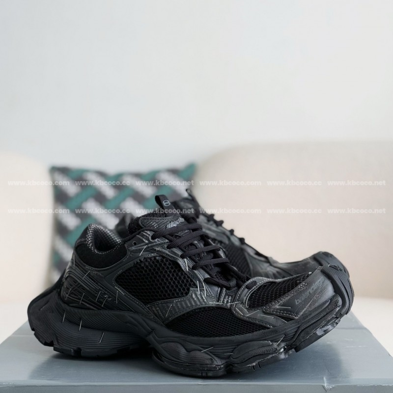 Ba*len*cia*ga Runner Sneakers