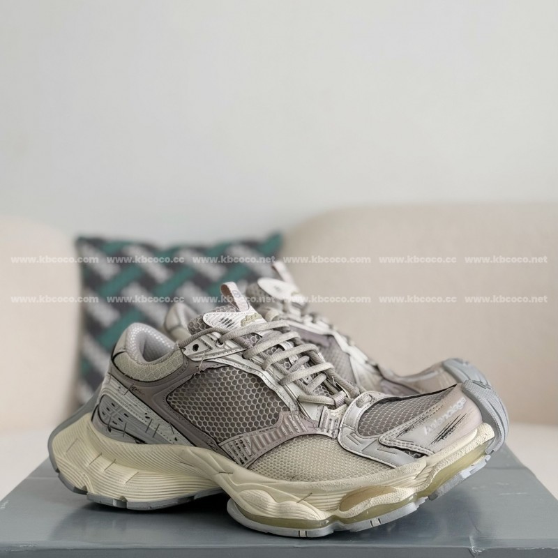 Ba*len*cia*ga Runner Sneakers