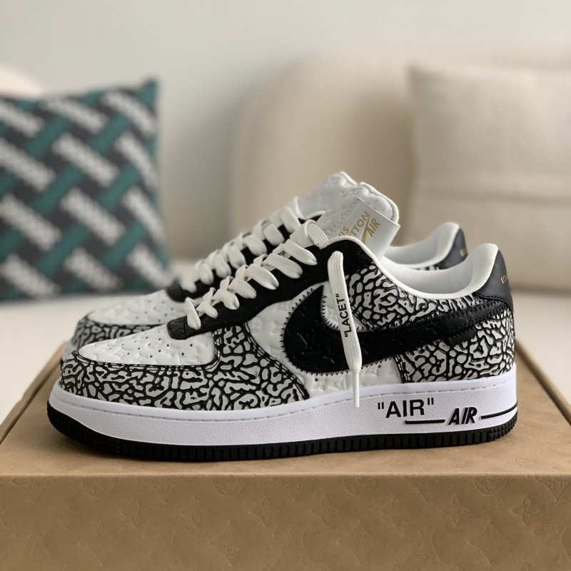 L0*is V*t0n × NIKE AIR FORCE 1 SNEAKER