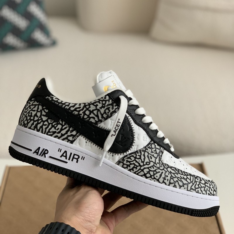 L0*is V*t0n × NIKE AIR FORCE 1 SNEAKER