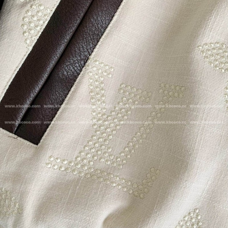 L0*is V*t0n  Jackets