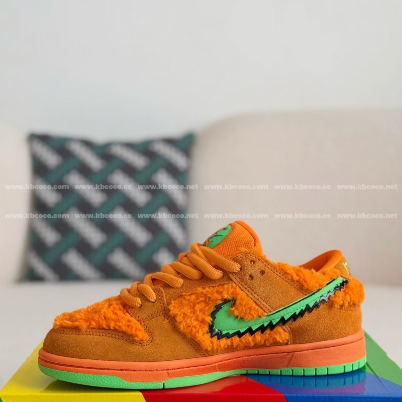 Grateful Dead  x Nike Dunk SB Leather Panel Shoes