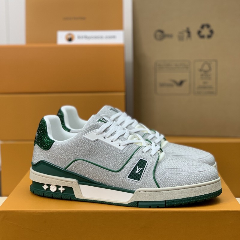 L0*is V*t0n TRAINER Sneakers