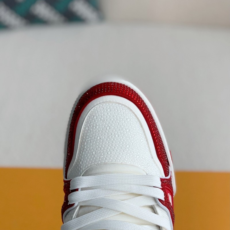 L0*is V*t0n TRAINER Sneakers